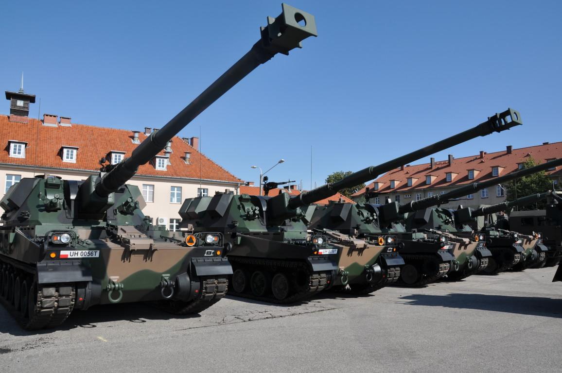 Polish KRAB  self-propelled howitzers went to the Ukrainian army