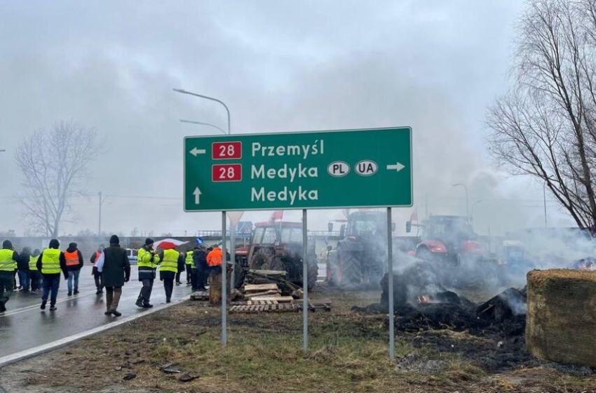 Situation at the Ukrainian border: Polish farmers have blocked five points